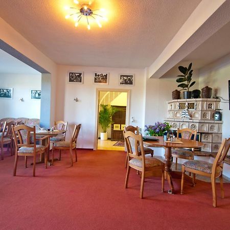 Strand-Hotel Lobbe Esterno foto