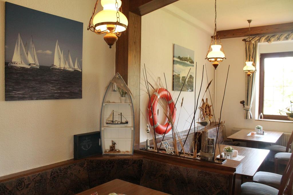 Strand-Hotel Lobbe Esterno foto