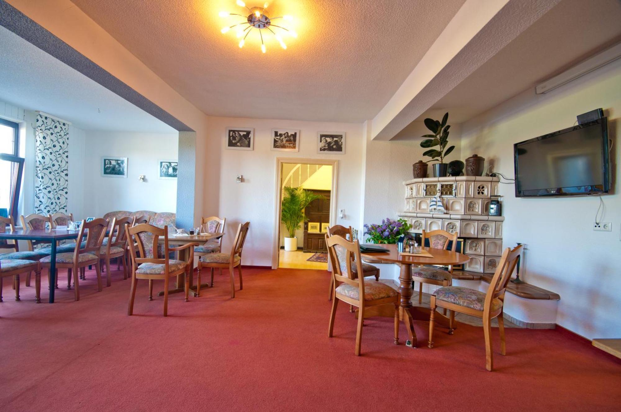 Strand-Hotel Lobbe Esterno foto