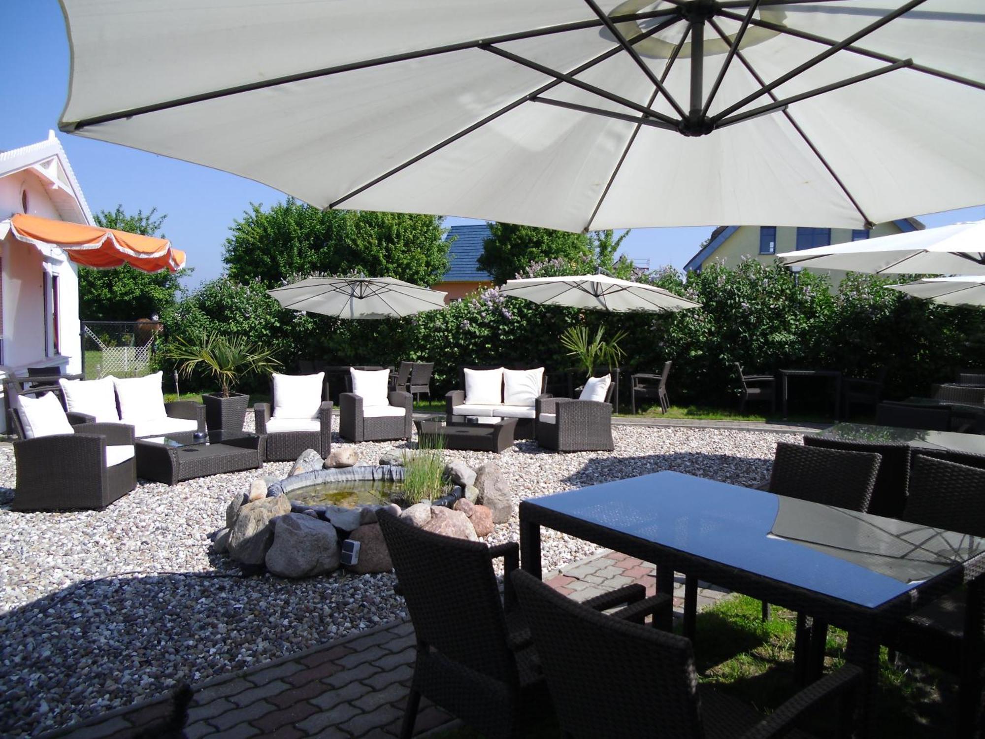 Strand-Hotel Lobbe Esterno foto